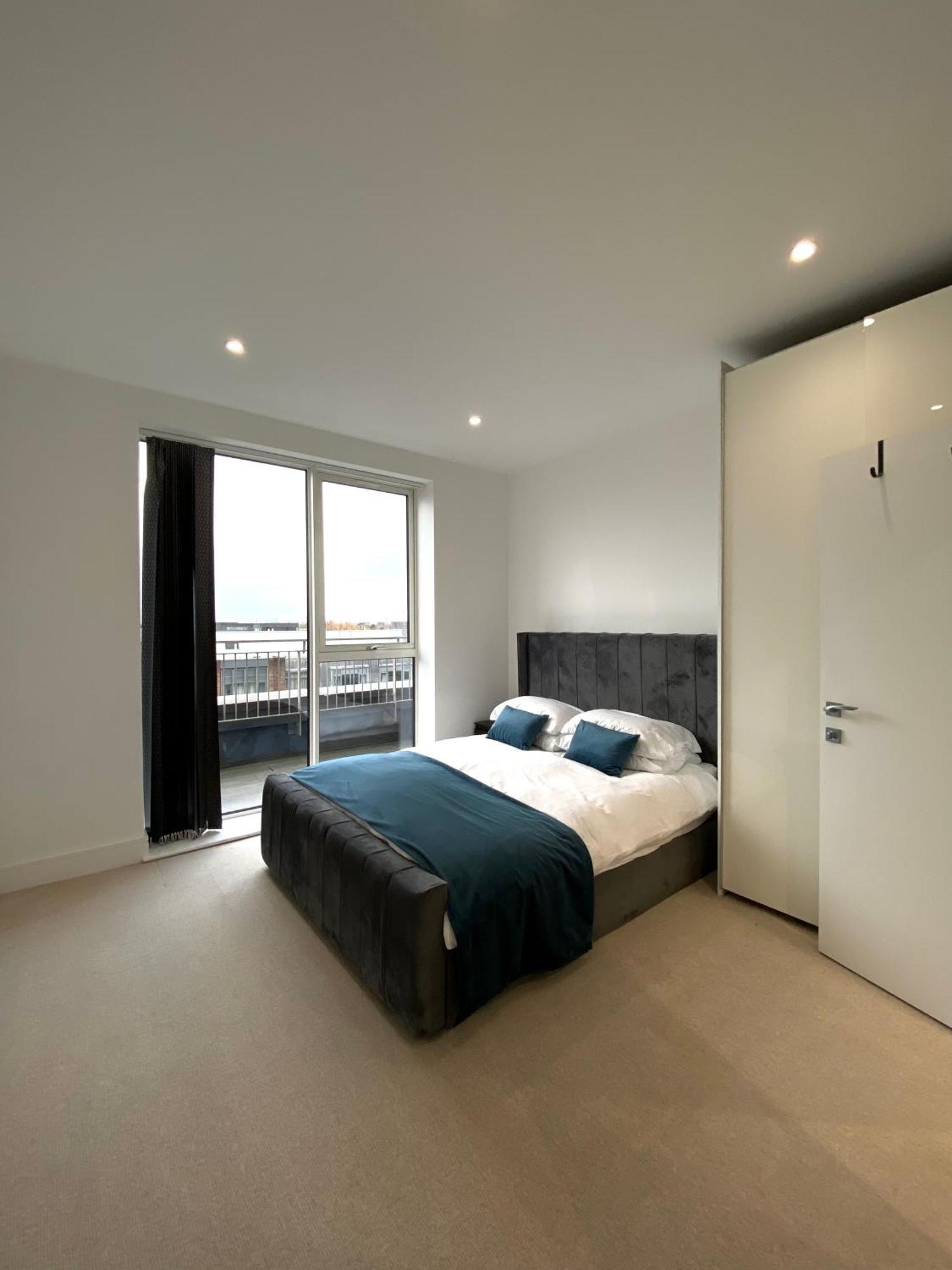 Spacious 2 Bedroom Penthouse Retreat Londres Exterior foto