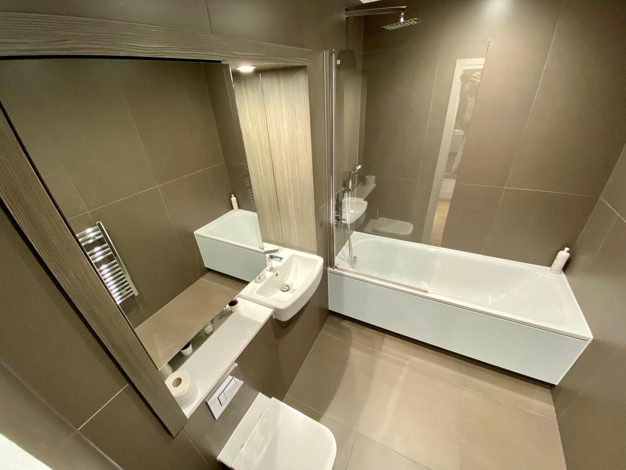 Spacious 2 Bedroom Penthouse Retreat Londres Exterior foto