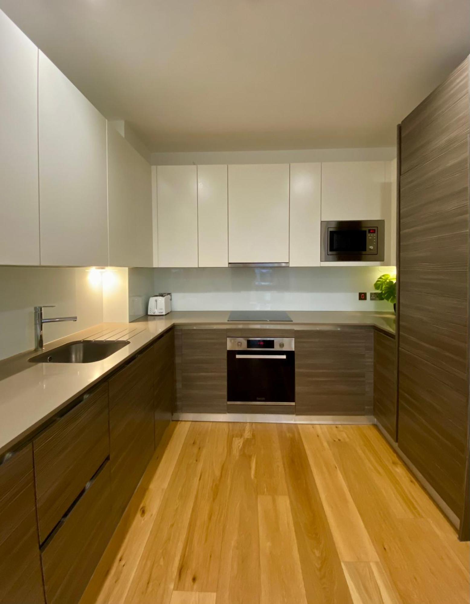 Spacious 2 Bedroom Penthouse Retreat Londres Exterior foto